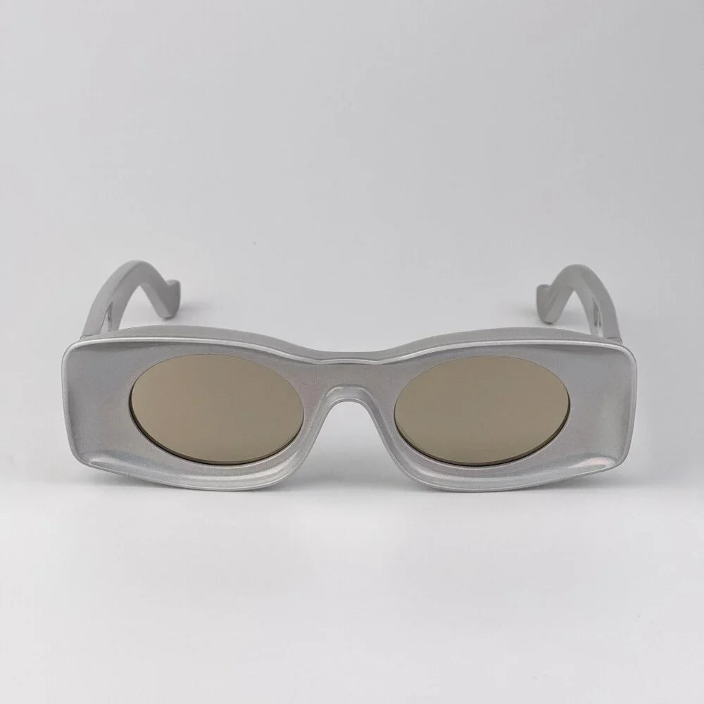 Loewe Paula’s Ibiza LW40033I Sunglasses – Sparkle Metallic Grey | Model LW40033I